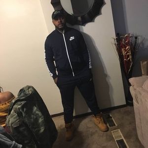 Meet your Posher, Anthony